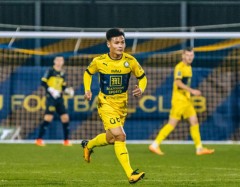 Trở về đội hình chính, Quang Hải vẫn bị HLV Pau FC 'bỏ quên' ở Ligue 2