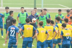 HLV Troussier chỉ thẳng điểm yếu của U23 Việt Nam: Vấn đề nan giải