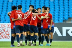 CĐV Đông Nam Á phát cuồng khi U22 Lào gọi 3 cầu thủ nhập tịch về đá SEA Games