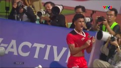 VIDEO: Áp dụng bài cũ, U22 Indonesia khiến trung vệ Thái Lan phải 'ghi bàn hộ'