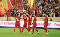 Sao CLB Hà Nội xuất thần, ĐT Việt Nam hạ đẹp đội bóng cao cơ trên 'chảo lửa' Thiên Trường