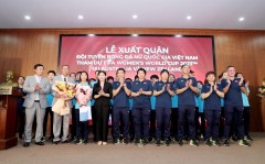 Tréo ngoe ĐT nữ Việt Nam liên tiếp nhận quà, đội bóng hạng 4 Thế giới bị cắt trắng thưởng