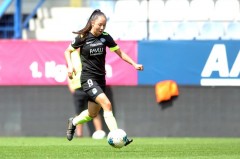 Châu Âu phát sốt với 'hậu duệ' của Huỳnh Như, ghi 3 bàn trong 11 phút khiến đội đối thủ tái mét