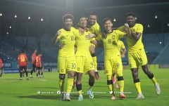 'Hạ gục' đội dưới trình, U23 Malaysia đếm ngày tái ngộ Việt Nam ở trận bán kết