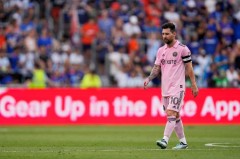 Gồng gánh Inter Miami ở độ tuổi 36, Messi vẫn bị cầu thủ Mỹ nói 'chỉ biết đi bộ trên sân'