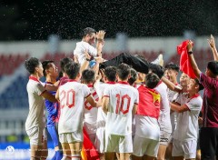 U23 Việt Nam được đón tiếp như người hùng dân tộc, thưởng tiền tỷ sau khi vô địch ĐNÁ