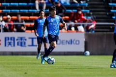 Công Phượng xung trận, Yokohama FC thăng hoa với chiến thắng 'hủy diệt' 5-0