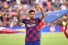Trong ngày nhận QBV, Messi bất ngờ 'tỏ tình' với Barca