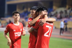 Kết quả V-League tối 4/11: Thanh Hóa thắng giòn giã, Viettel chật vật giành 3 điểm