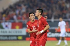 Tá hỏa với hàng tiền đạo 7 người 0 bàn thắng của ĐT Việt Nam mang đi đấu 'ông kẹ' Tây Á