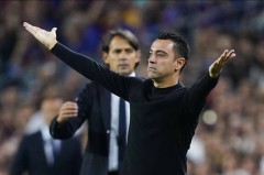 HLV Xavi công khai chỉ trích truyền thông vì 'làm hại' Barca