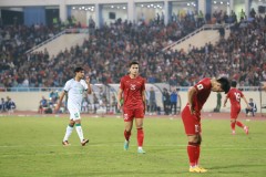 Khen ĐT Việt Nam hay hơn đội nhà, CĐV Indonesia vẫn mở cờ: 'lại hy vọng đến World Cup'