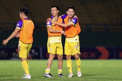 Cập nhật BXH V-League 2023/24: Hà Nội FC bứt phá không tưởng, bất ngờ cái tên thế chỗ