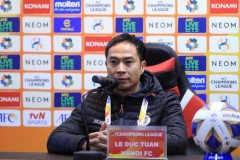 Thua trắng đại diện Hàn Quốc, HLV Hà Nội FC lên tiếng than phiền về thời tiết