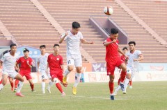 Tố bị trọng tài 'xử ép', đội bóng Việt Nam nằng nặc đòi bỏ giải