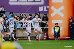Giải VĐQG Nhật Bản chốt kế hoạch 'học tập' V-League, nhận về muôn vàn lợi ích