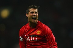 Vừa trở lại Manchester, Ronaldo ngay lập tức 'tính kế' mở rộng kinh doanh
