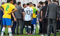 VIDEO: Toàn cảnh 'trò hề lịch sử' trong trận Brazil - Argentina