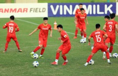 ĐT Việt Nam rút gọn danh sách, cầu thủ nào sẽ bị HLV Park Hang-seo gạch tên trước ngày đi UAE?