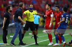 Việt Nam bị trọng tài 'bắt nạt', CĐV Indonesia bất ngờ tố cáo: 'Kẻ thù của bóng đá ĐNÁ chính là trọng tài'