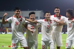 Chứng kiến 'cơn mưa' bàn thắng của Việt Nam, CĐV Đông Nam Á chỉ thẳng nhà vô địch giải đấu