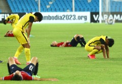 Thảm bại trước Lào, báo Malaysia vẫn lạc quan cho rằng đội bóng chỉ đang... 'giấu bài'
