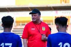 HLV U23 Lào: 'Đối thủ của chúng tôi sẽ là Thái Lan hoặc Campuchia vì Việt Nam chắc chắn nhất bảng'