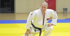 Không chịu hạ nhiệt căng thẳng, tổng thống Putin tiếp tục bị tước đai đen 9 đẳng Taekwondo