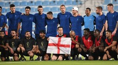 ĐT Anh quỳ gối bất chấp án phạt để 'chống đối' FIFA và Qatar tại World Cup 2022