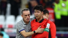 CĐV Hàn Quốc: 'Son là niềm hy vọng số 1 của đội nhưng anh ta chẳng làm được gì ngoài khóc sau trận'