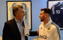 Cựu tổng thống Argentina: 'Messi xứng đáng được bầu làm người đứng đầu đất nước nếu vô địch World Cup'