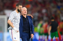 Bất ngờ lớn nhất World Cup: Benzema ở nhà từ đầu giải và sẽ chỉ đá đúng trận chung kết với Argentina?