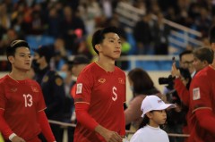 HLV Park Hang Seo: 'Văn Hậu không muốn làm hại cầu thủ đội bạn, chỉ là do hiếu thắng và hưng phấn quá'