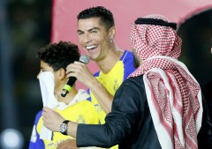Ronaldo nhầm lẫn đầy tai hại trong ngày ra mắt đội bóng mới: Saudi Arabia biến thành ... Nam Phi