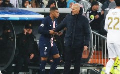 Zidane vẫn thất nghiệp, Mbappe lên tiếng chỉ trích gay gắt LĐBĐ Pháp đã đối xử tệ bạc với huyền thoại