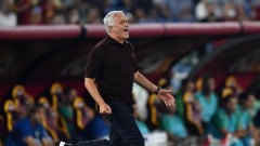 HLV Mourinho có lời đáp trả cực phũ phàng sau án phạt nặng của UEFA