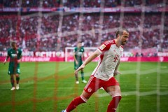 Harry Kane tiếp tục tỏa sáng với cú đúp, Bayern Munich duy trì mạch trận toàn thắng tại Bundesliga