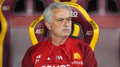 Vừa thở phào nhẹ nhõm sau chiến thắng, Mourinho liền chỉ trích những kẻ muốn Roma sa thải ông