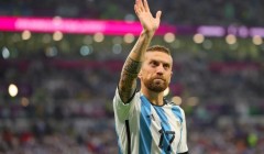 Đồng đội dính doping, Messi và các ngôi sao Argentina liệu có bị tước danh hiệu World Cup 2022?