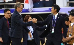 HLV Troussier chỉ thẳng sai lầm khiến Nhật Bản bị loại khỏi Asian Cup
