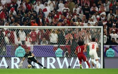 Ghi cả ba bàn đều trên chấm 11m, Qatar bảo vệ thành công ngôi vương Asian Cup