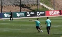 VIDEO: Bruno Fernandes gây ấn tượng với khả năng sút xa số 1 ĐT Bồ Đào Nha