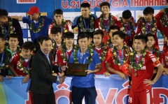 Vô địch U21 Quốc gia, HLV Viettel gửi thông điệp ý nghĩa đến thầy Park về dàn sao U22 Việt Nam