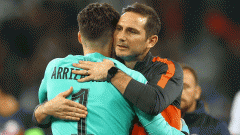 Trước khi 'đường ai nấy đi', BLĐ Chelsea từng yêu cầu Lampard phải thể hiện tình cảm với Kepa