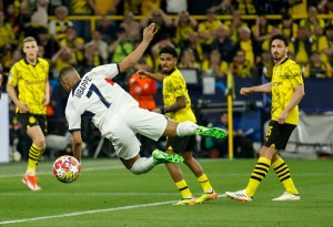 Dortmund thắng PSG tại bán kết Cúp C1