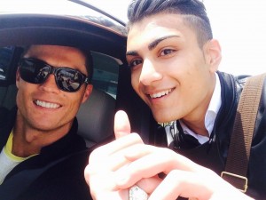 Fan cuồng Ronaldo: Bắt chước thần tượng và bị nhầm lẫn với siêu sao Bồ Đào Nha
