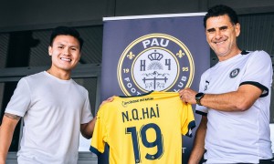 'Mòn đũng quần' trên ghế dự bị, Pau FC sắp chốt bán Quang Hải với giá cực rẻ?