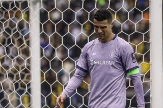 HLV AI Nassr ngầm trách Ronaldo là 'bước ngoặt' của trận thua thảm hại