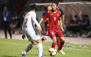 Huỳnh Như muốn dứt áo ra đi, Lank FC cũng 'quay xe' trước khi đưa ra phán quyết cuối cùng