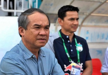 Chuyên gia Việt Nam: 'HAGL kiện VPF có lợi cho bóng đá Việt Nam, điều lệ V-League quá lạc hậu'